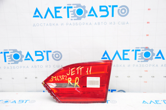 Фонарь внутренний крышка багажника правый vw jetta 11-14 usa трещина, светлый 5C6945094