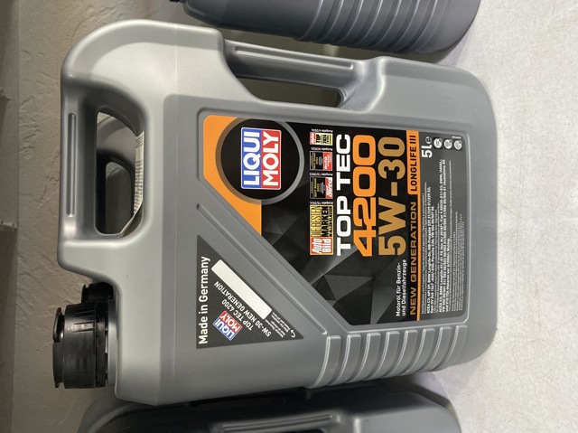 8973 LIQUI MOLY Масло моторное купить в Ирпень