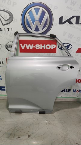 Задняя левая дверь 6700448160 TOYOTA