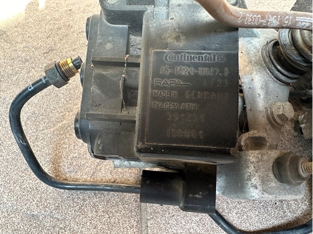 95535890101 PORSCHE Компрессор пневмоподкачки (амортизаторов) купить в Каменское