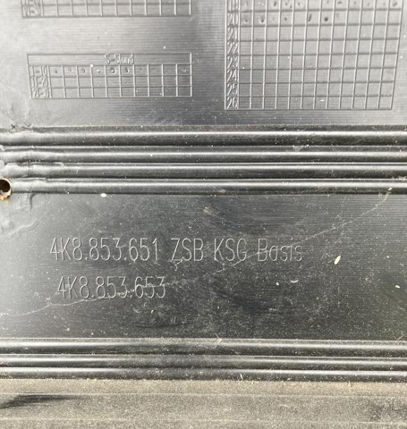 VAG 4K8853651RN4 Решетка радиатора в наличии Житомир