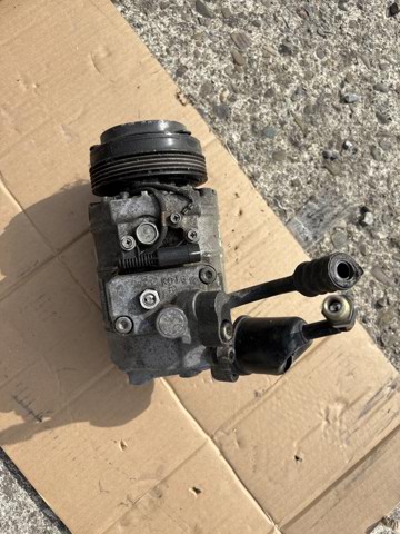 Компрессор кондиционера 64526910458 BMW