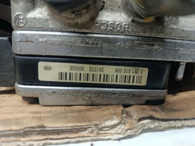 Насос топливный высокого давления 0281010888 BOSCH