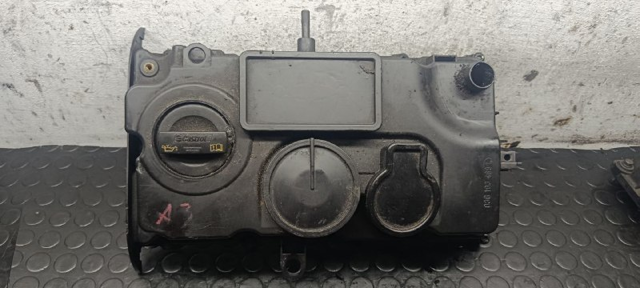 VAG 03G103469L Крышка клапанная в наличии Львов