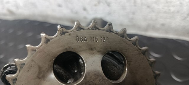 06A115121 VAG Шестерня масляного насоса купить в Каменское