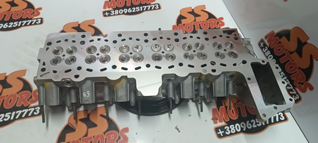 Головка блока цилиндров (ГБЦ) 11127806061 BMW