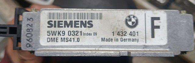 Мозги двигателя 1432401 BMW