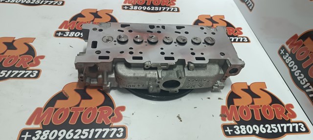 Головка двигателя 1850526 FORD