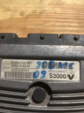 ЭБУ двигателем 8200298457 RENAULT