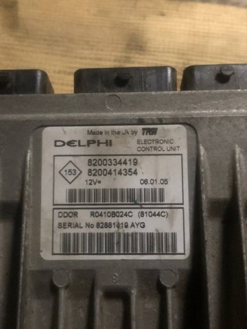 ЭБУ двигателем 8200334419 RENAULT