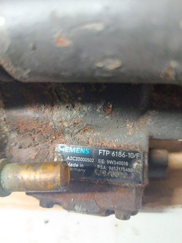 Насос топливный высокого давления 9652175480 CONTINENTAL