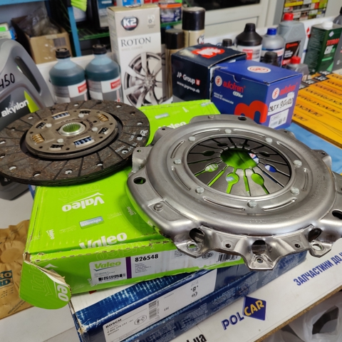 Сцепление и комплектующие 826548 VALEO