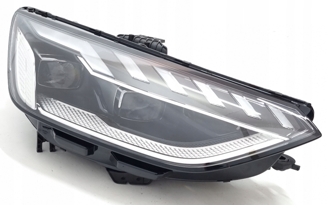 VAG 8W0941036F Фара правая в наличии Украина