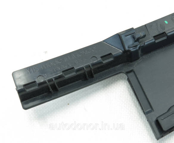 VAG 11A839901B041 Накладка двери задней левой вертикальная в наличии Киев