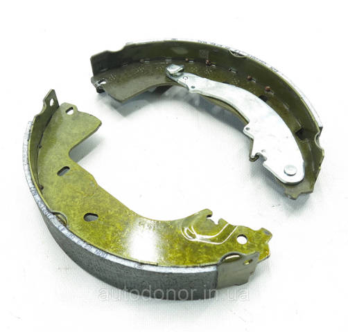 1EA698525D VAG Задние барабанные колодки купить в Кривой Рог