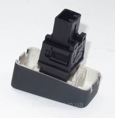 252903NA0A NISSAN Кнопка включения аварийного сигнала купить в Чернигов