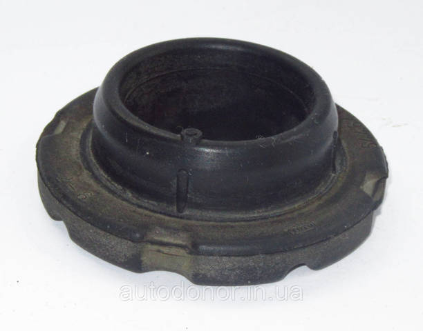NISSAN 54464CY00B Сайлентблок в наличии Днепр