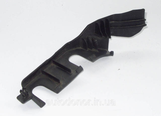 NISSAN 654513NA0A Накладка (крышка) петли капота в наличии Черновцы