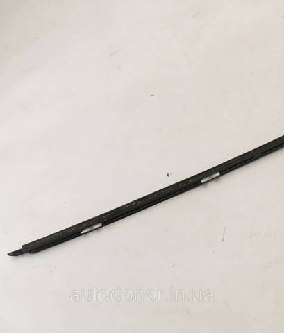 NISSAN 738523NA0A Молдинг крыши правый в наличии Днепр