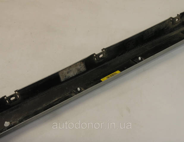 NISSAN 768505SA0H Накладка (молдинг) порога наружная правая в наличии Львов