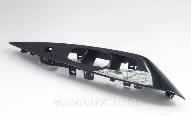 NISSAN 809613NA0A в наличии Хмельницкий