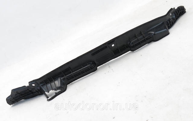 HYUNDAI 84142J9000 Уплотнитель крыла в наличии Черновцы