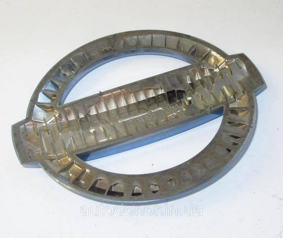 908903NA0A NISSAN Эмблема крышки багажника купить в Киев