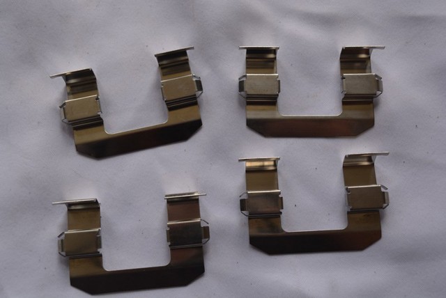 QUICK BRAKE 1091645 Комплект пружинок крепления дисковых колодок передних в наличии Ровно