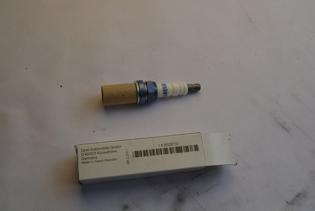 GM 95528733 Свеча зажигания в наличии Киев
