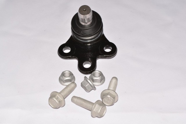 Нижняя шаровая опора 95916024 GM