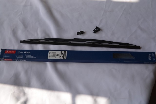 DENSO DM055 Щетка-дворник лобового стекла водительская в наличии Винница