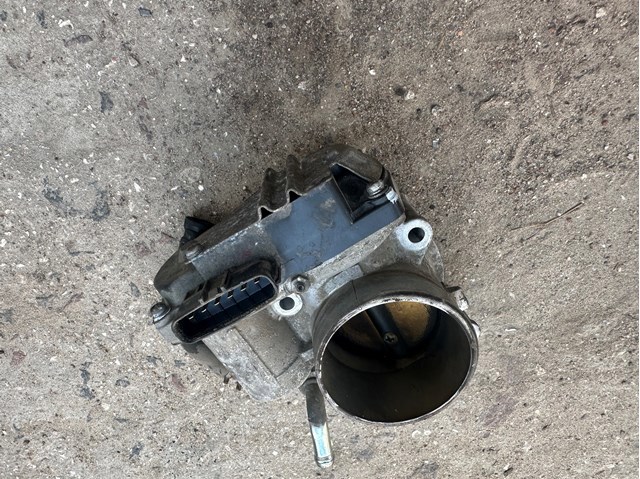 Дроссельная заслонка 1450A101 MITSUBISHI
