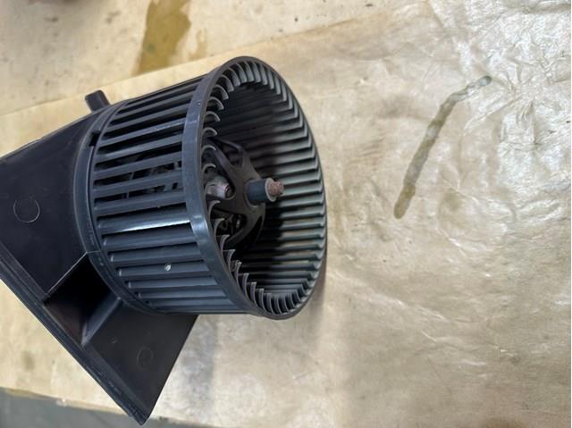 Мотор вентилятора печки (отопителя салона) 1J1819021C