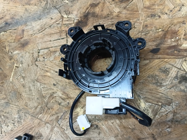 Кольцо AIRBAG контактное, шлейф руля 255543JA1B NISSAN