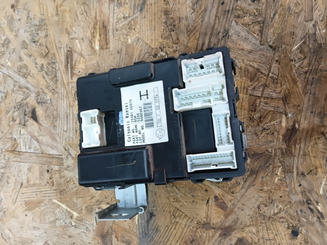 Блок управления систем комфорта 284B1CC010 NISSAN