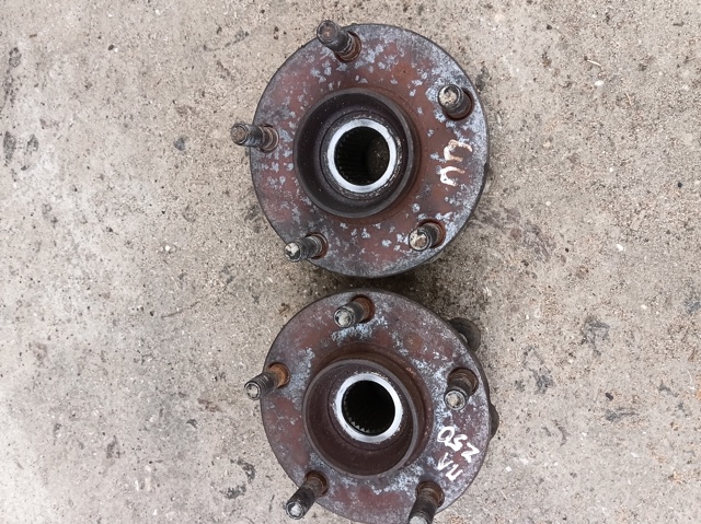 Подшипник в сборе со ступицей передний 40202CA010 NISSAN