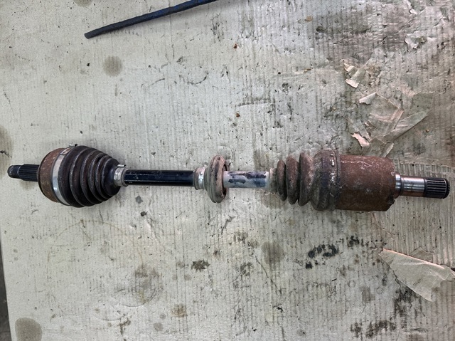 Левая полуось 44306SNLT10 HONDA