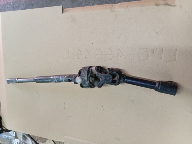 Вал рулевой колонки 48080CA000 NISSAN