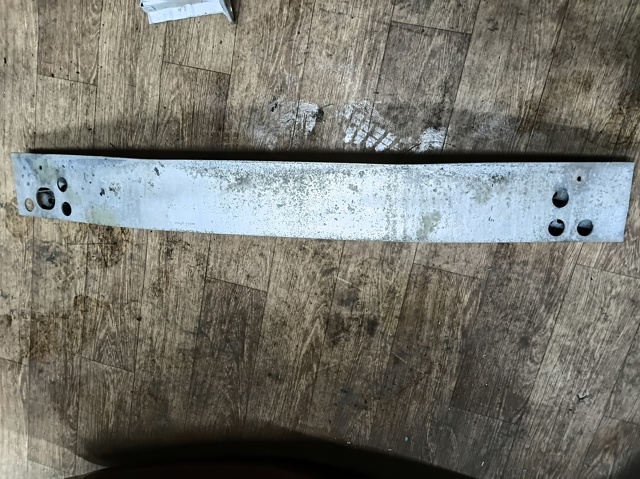 Буфер бампера переднего 620323NF0A NISSAN