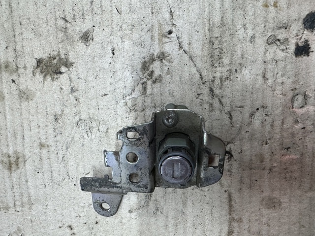 Личинка замка левой двери 72185SNAA01 HONDA
