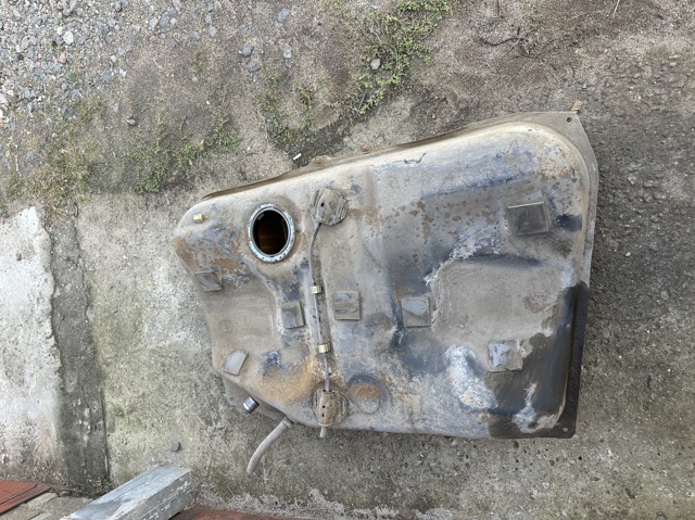 Топливный бак 7700139335 TOYOTA