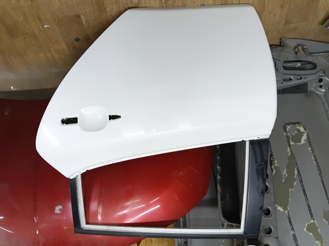 Дверь пассажирская задняя левая 821013NF0A NISSAN