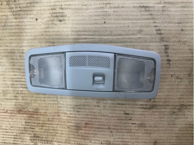 Плафоны внутреннего освещения 8401A009ZZ MITSUBISHI