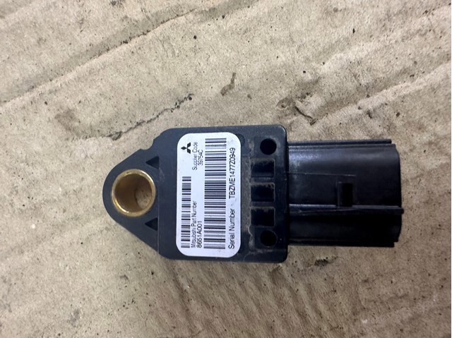 Датчик подушки безопасности 8651A001 MITSUBISHI