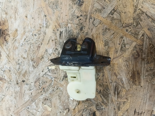 90502CA00A NISSAN Замок багажника купить в Павлоград