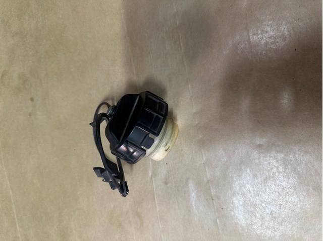 Пробка топливного бака BJ3E42250 MAZDA