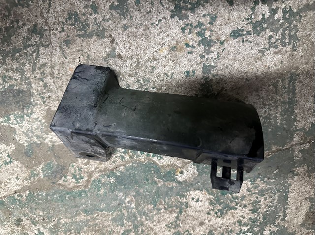 Воздуховод (дефлектор) радиатора правый BP4K56251