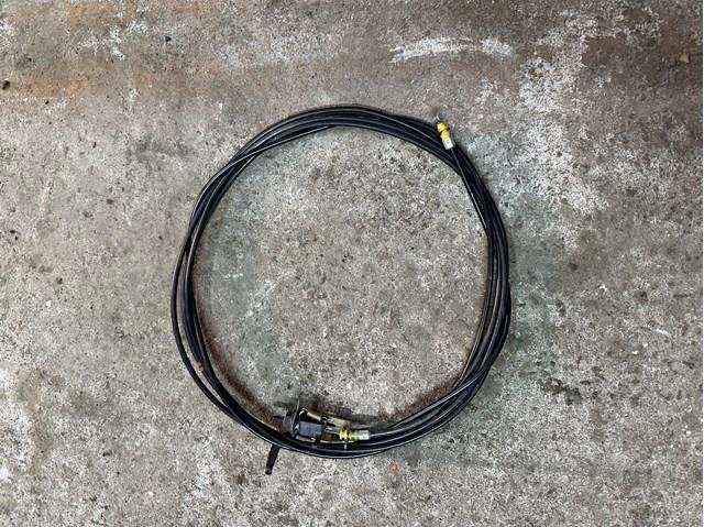 Трос открывания лючка бензобака BP4K56880C MAZDA