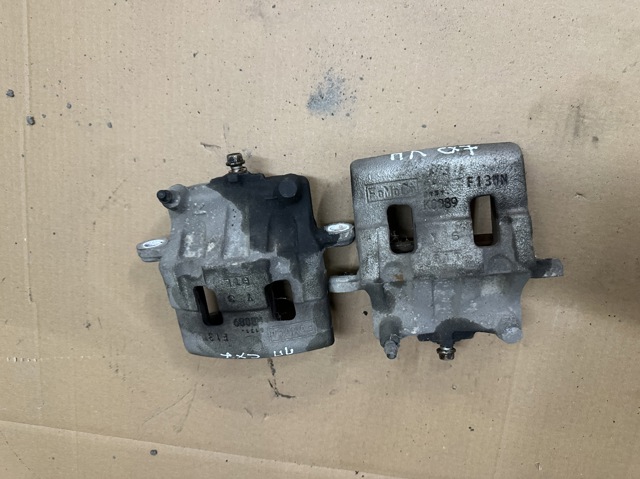 Суппорт тормозной передний правый L20633980A MAZDA
