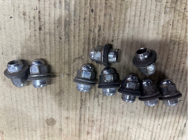 Гайка колесная Митсубиси Аутлендер II XL